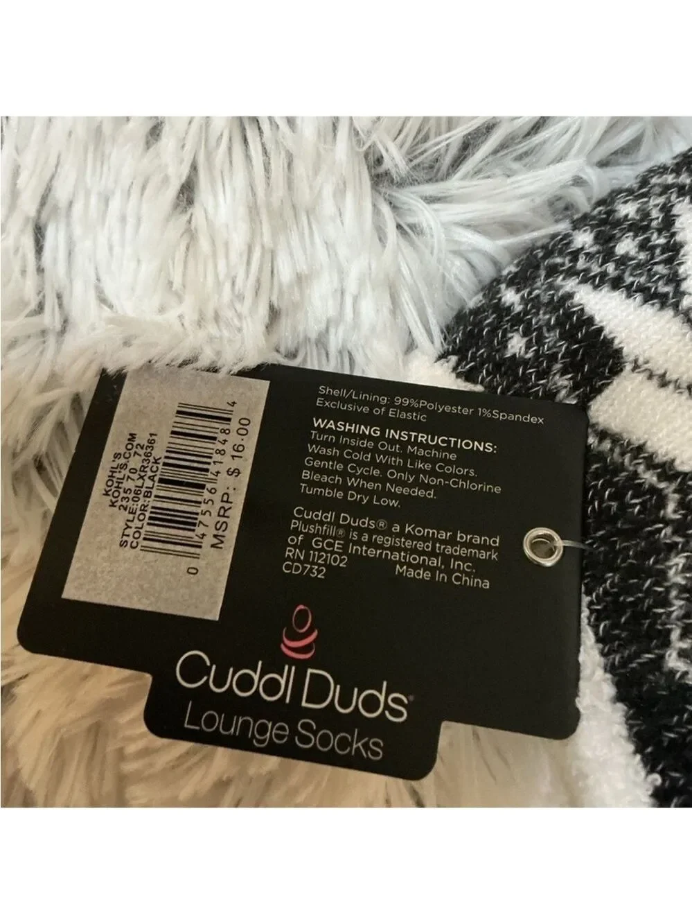 Cuddl Duds snowflake theme slipper socks with grips 9-11 black white